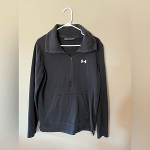 Womens Under Armour 1/2 zip black sweatshirt. Size medium.